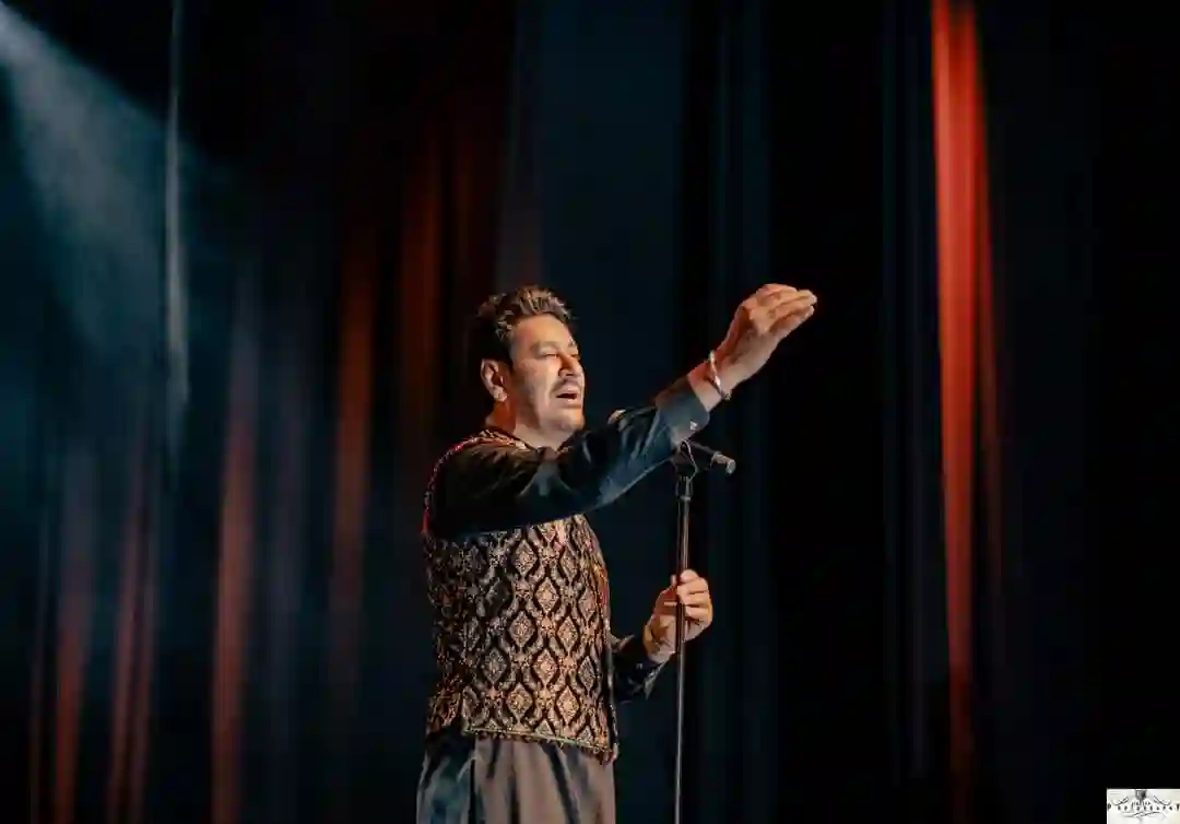 Celebrity - Gallery Image 12