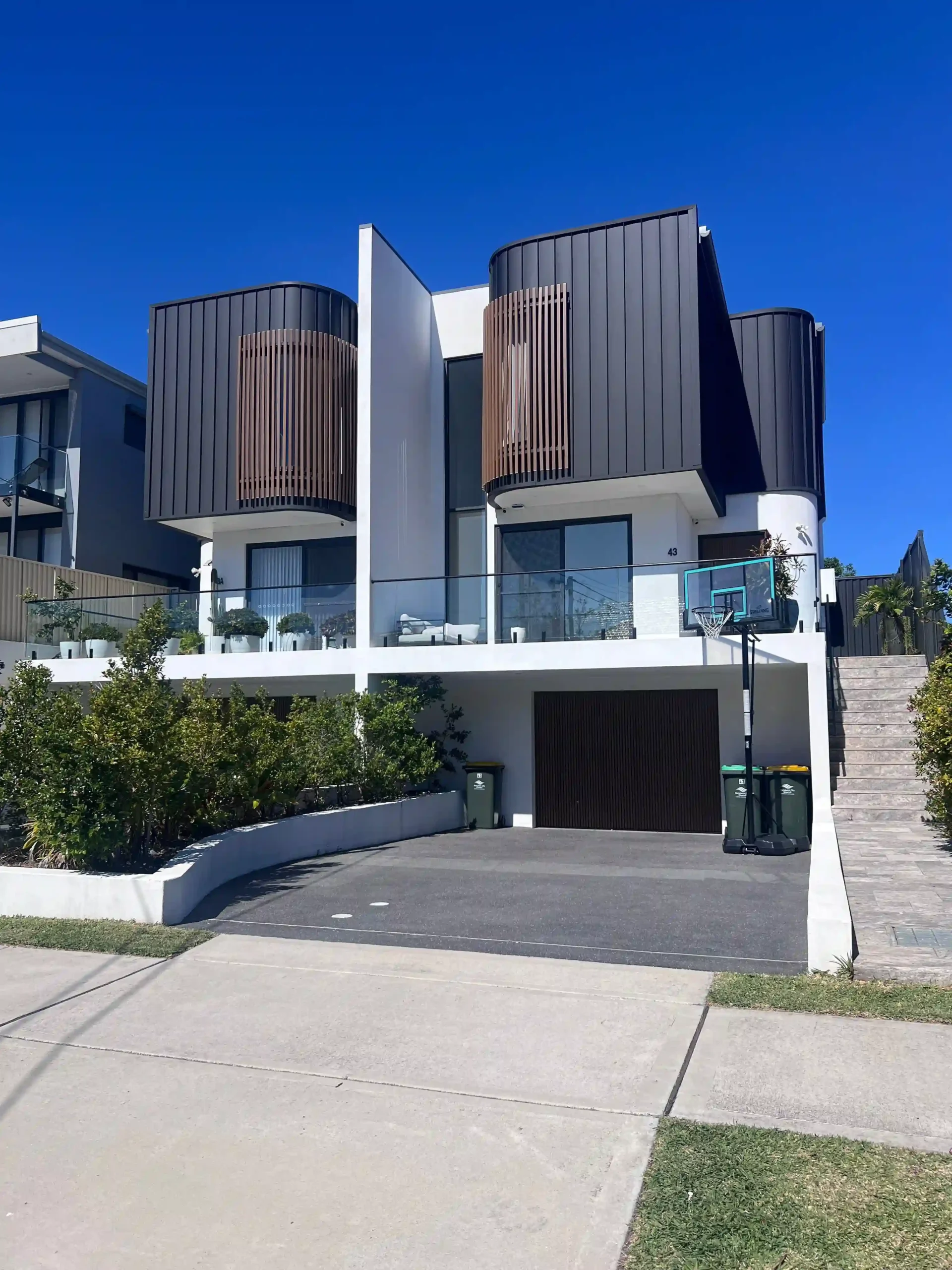 Real Estate - Gallery Image 1