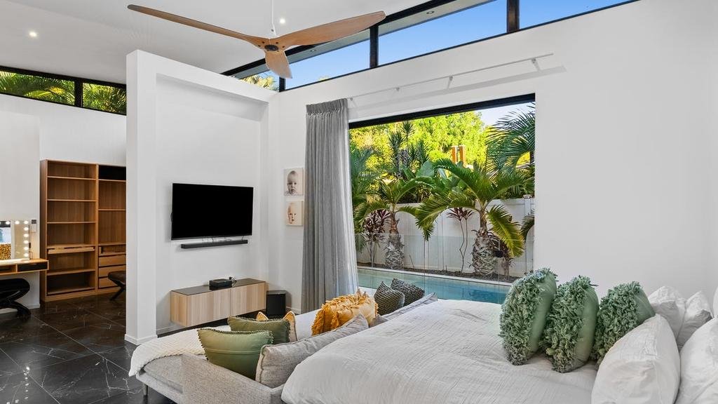 Real Estate - Gallery Image 6
